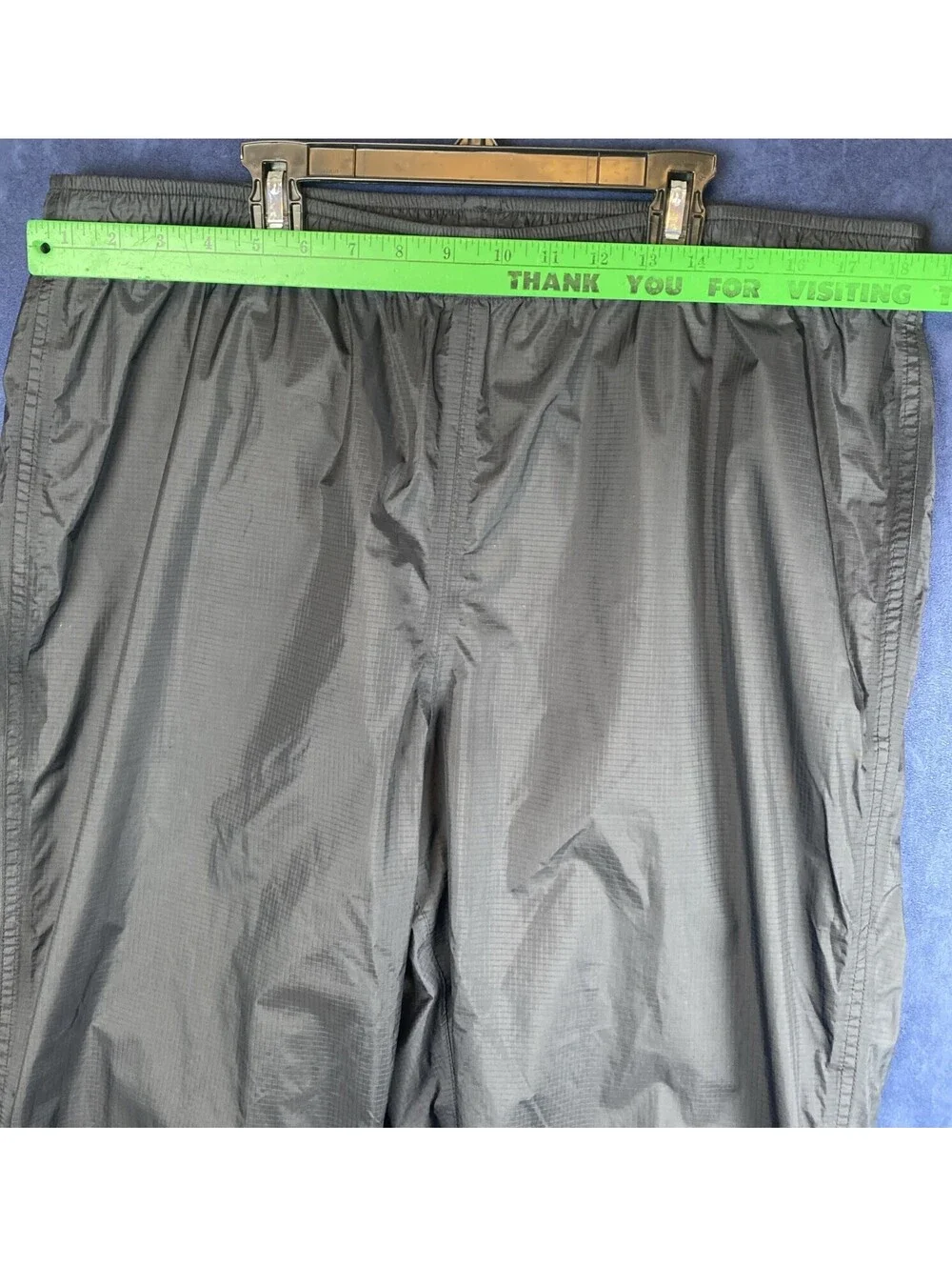 LL Bean Men’s L Pants Nylon Straight Leg Black Windbreaker Hiking